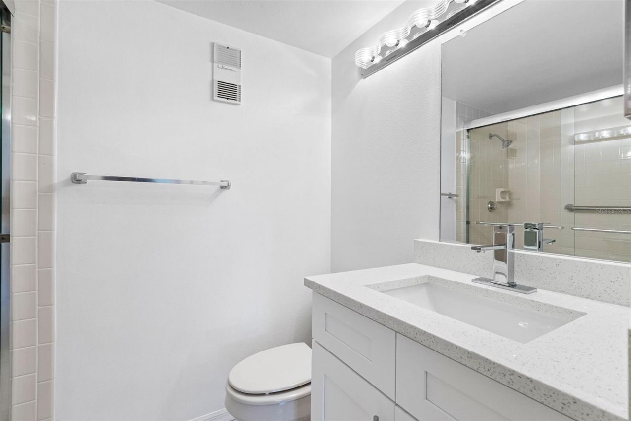 5775 Park Street N, Unit 411, Saint Petersburg, FL 33709 Photo