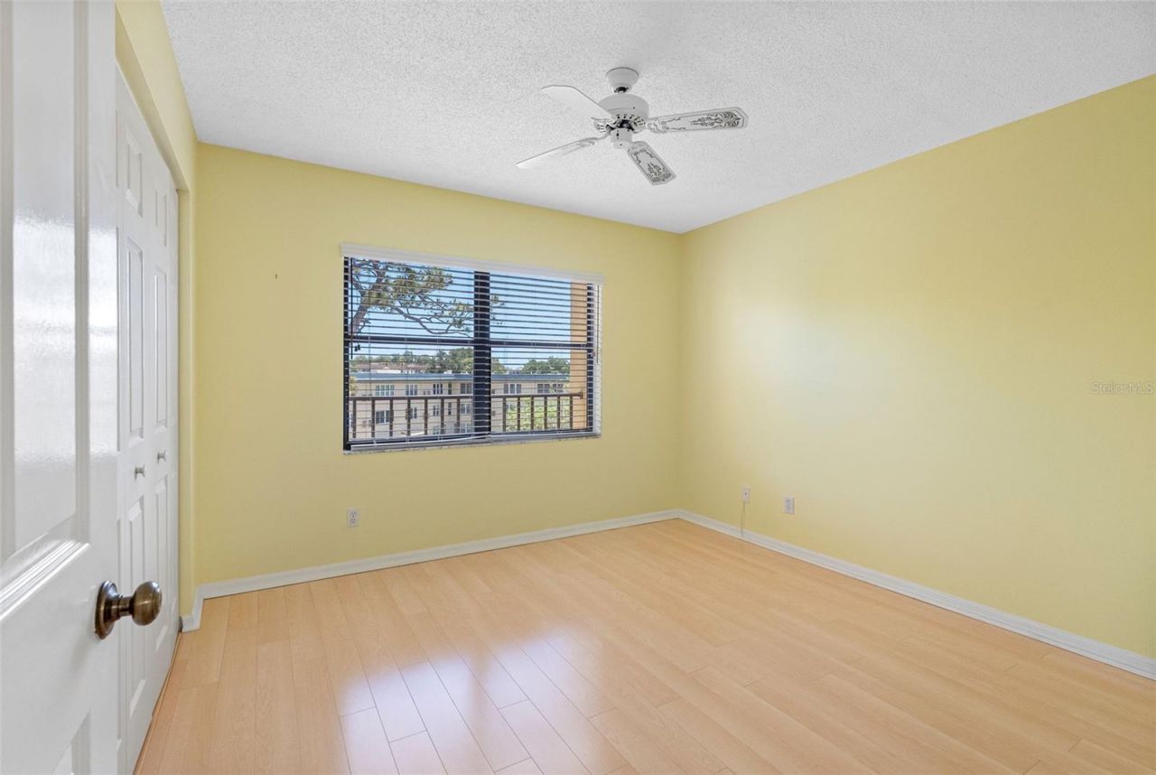 5775 Park Street N, Unit 411, Saint Petersburg, FL 33709 Photo