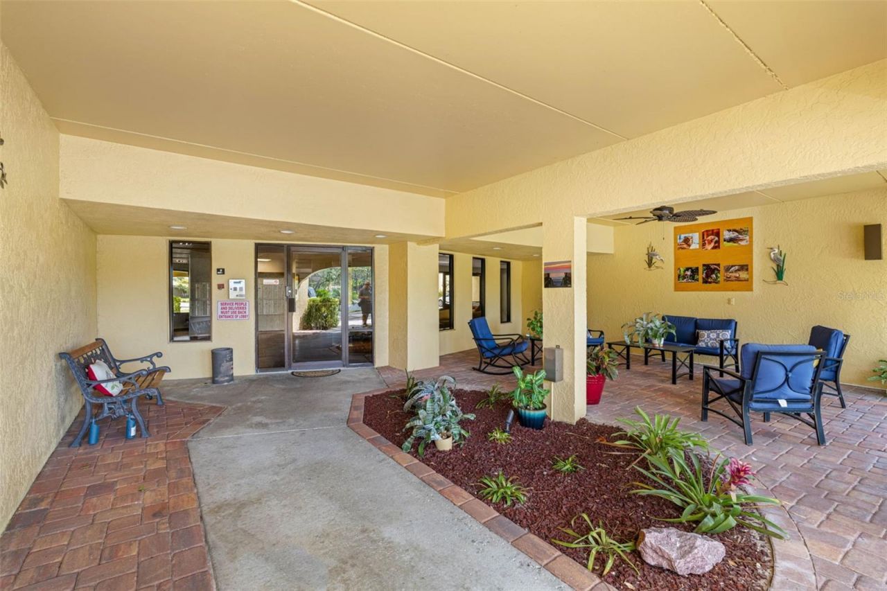 5775 Park Street N, Unit 411, Saint Petersburg, FL 33709 Photo