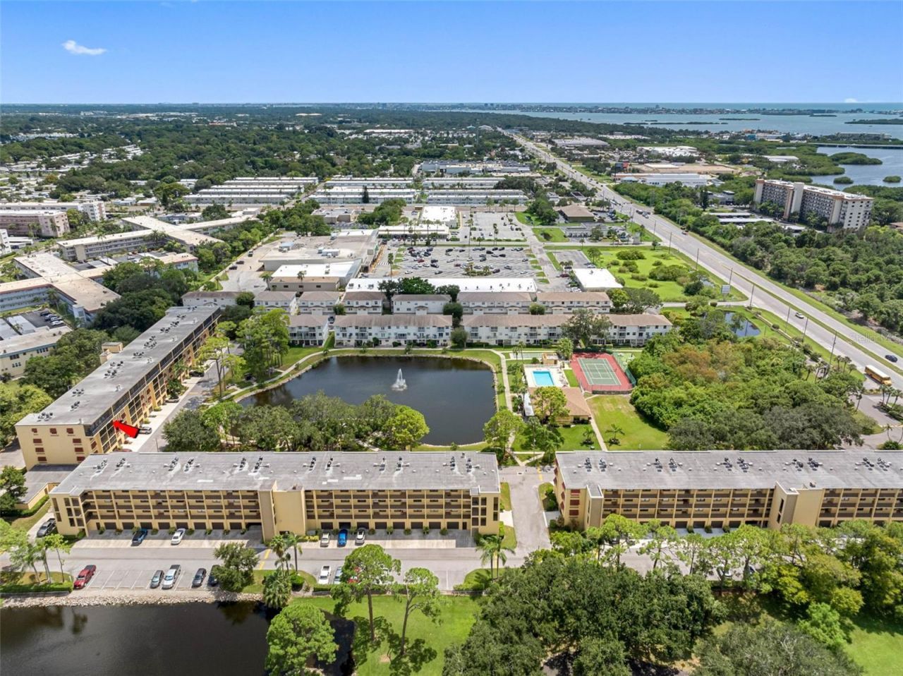 5775 Park Street N, Unit 411, Saint Petersburg, FL 33709 Photo