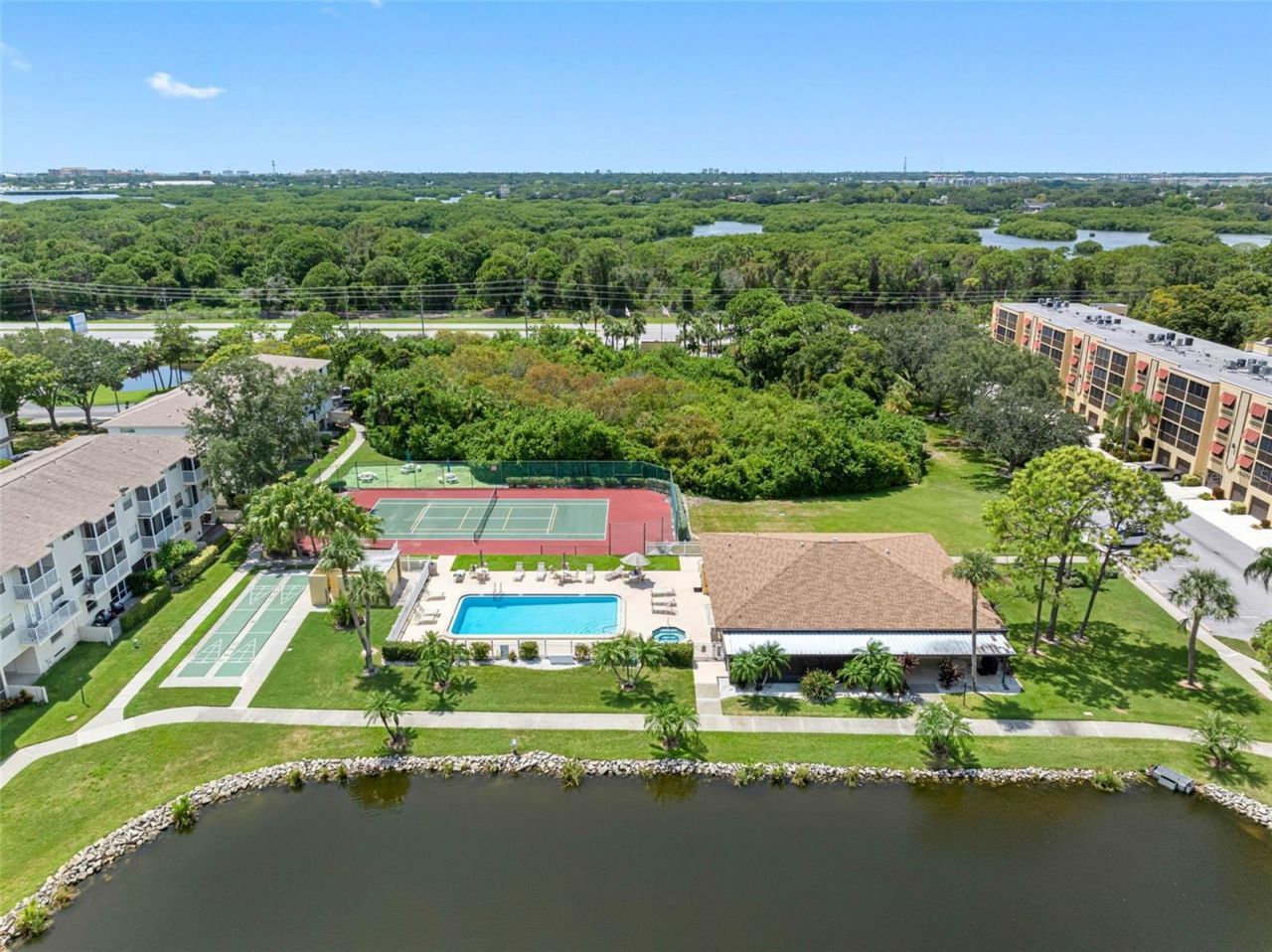 5775 Park Street N, Unit 411, Saint Petersburg, FL 33709 Photo
