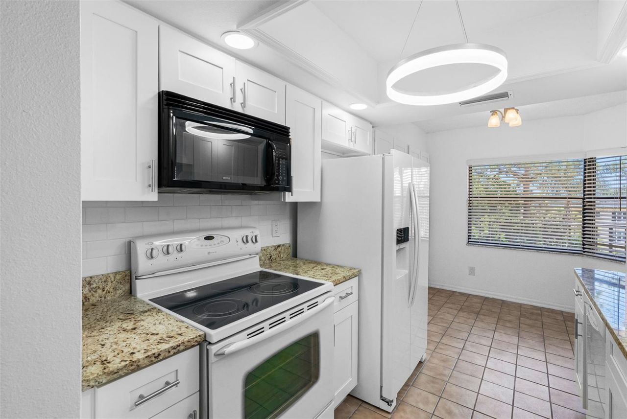 5775 Park Street N, Unit 411, Saint Petersburg, FL 33709 Photo