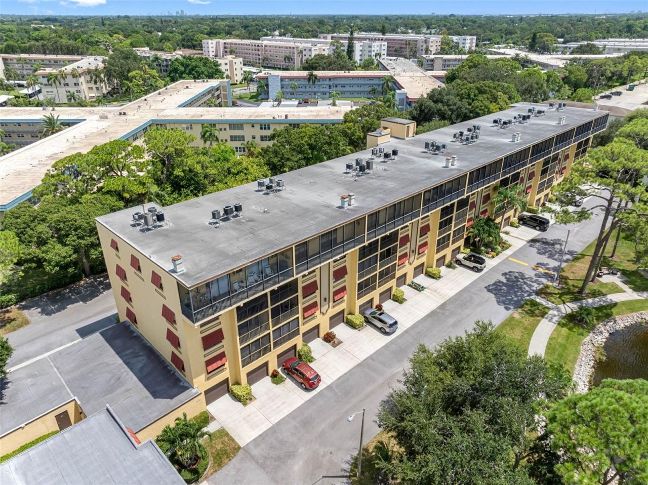 5775 Park Street N, Unit 411, Saint Petersburg, FL 33709 Photo