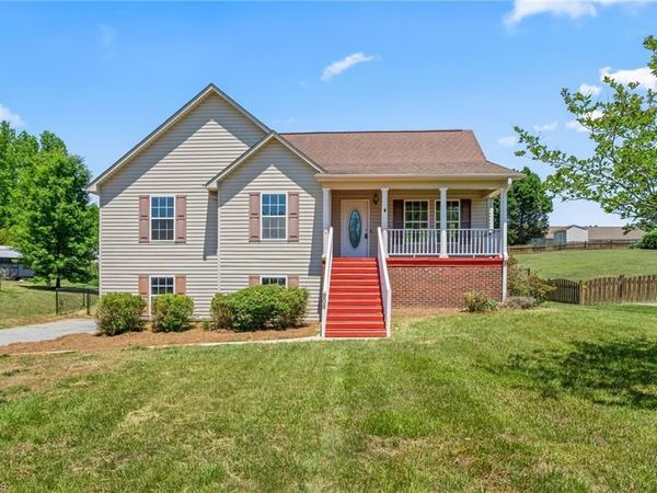 808 Arnold Road, Lexington, NC 27295