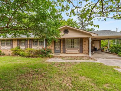 435 Dogwood Road , West Columbia, SC 29172