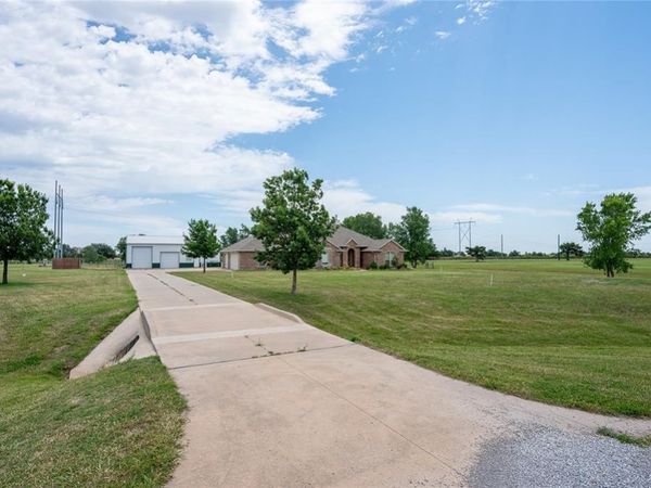 2858 Fields Road, El Reno, OK 73036