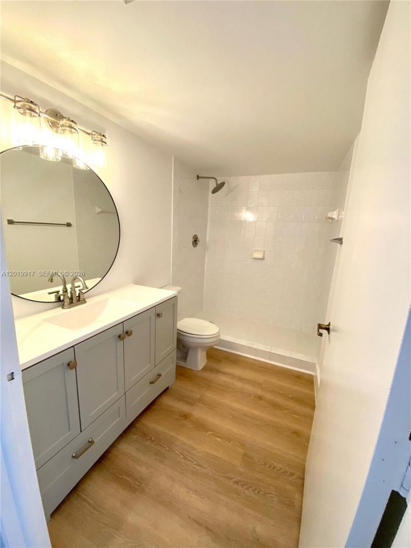 1688 West Ave, Unit 804, Miami Beach, FL 33139 Photo