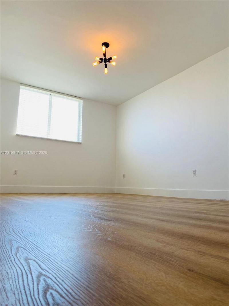 1688 West Ave, Unit 804, Miami Beach, FL 33139 Photo