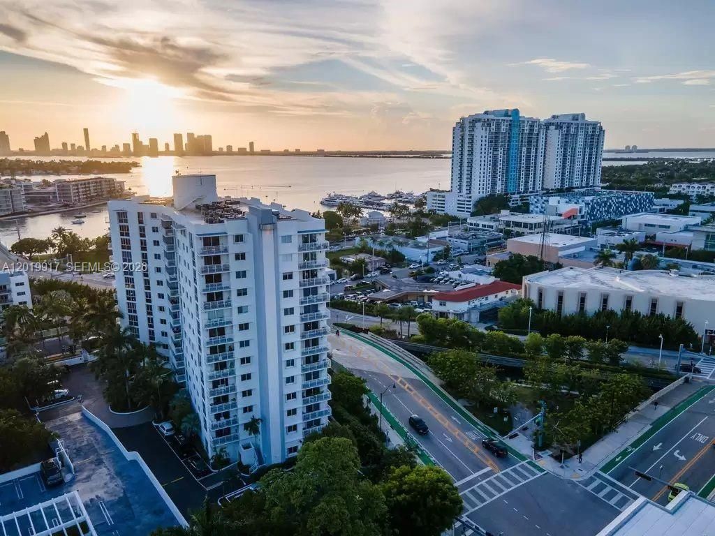 1688 West Ave, Unit 804, Miami Beach, FL 33139 Photo