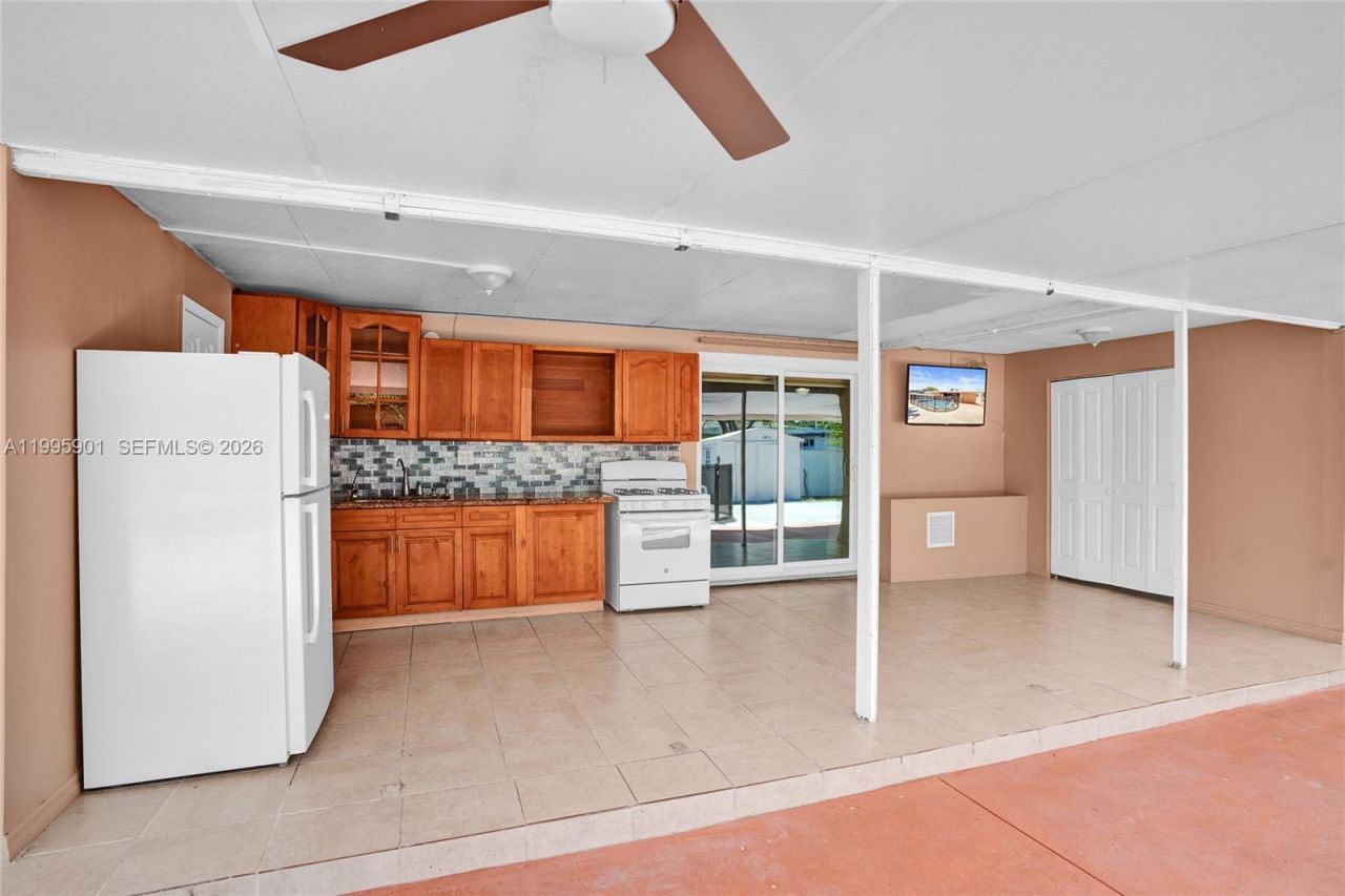 19411 Gulfstream Rd , Cutler Bay, FL 33157 Photo