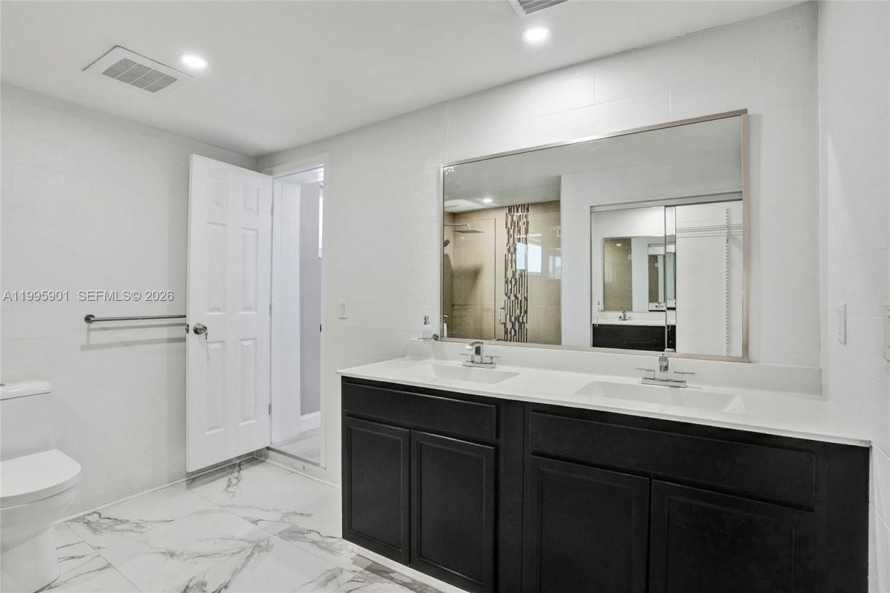 19411 Gulfstream Rd , Cutler Bay, FL 33157 Photo