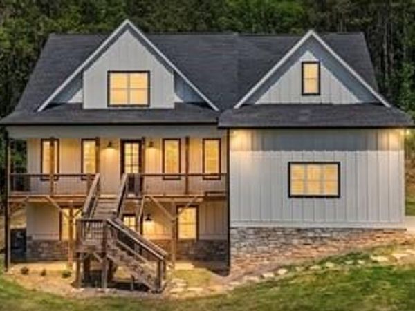 113 Cherokee Estates Drive , Cedartown, GA 30125