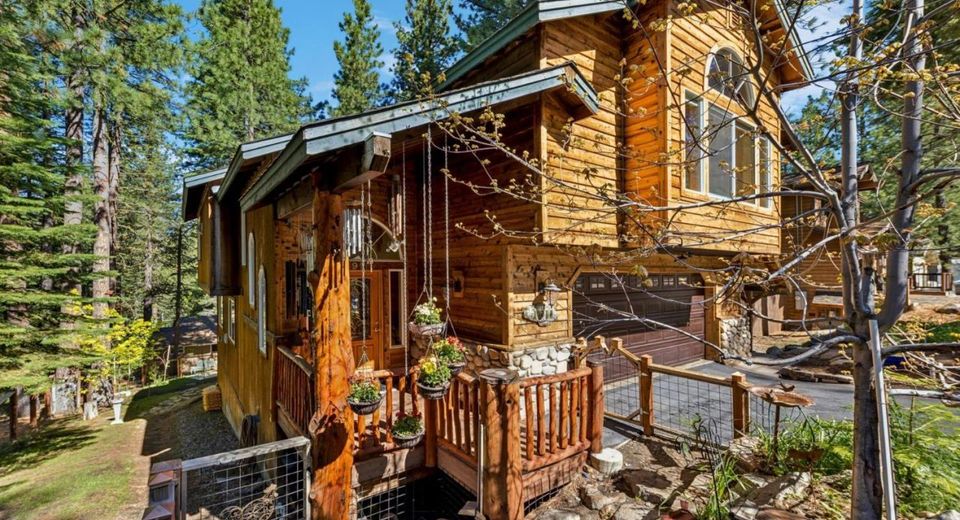 1911 Bella Coola Drive, South Lake Tahoe, CA 96150 Photo