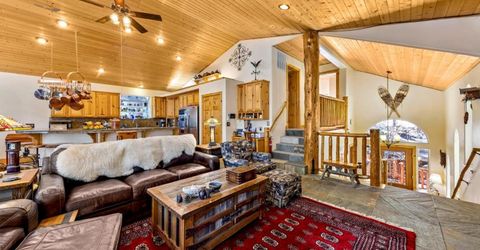 1911 Bella Coola Drive, South Lake Tahoe, CA 96150 Photo