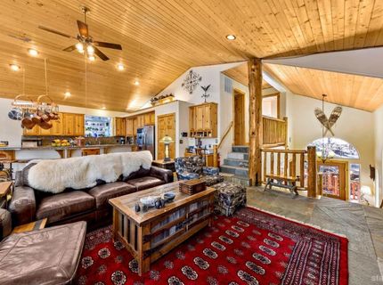 1911 Bella Coola Drive, South Lake Tahoe, CA 96150 Photo
