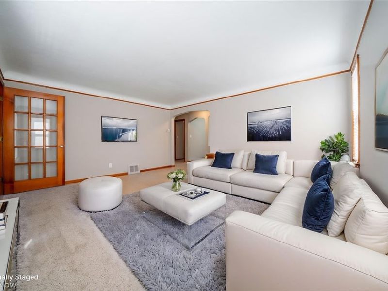 20331 S Lake Shore Boulevard, Euclid, OH 44123 Photo 7