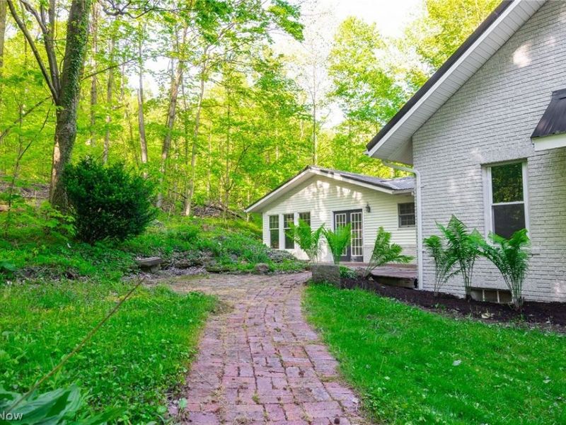 13240 Sandusky Drive, Beach City, OH 44608 Photo 30