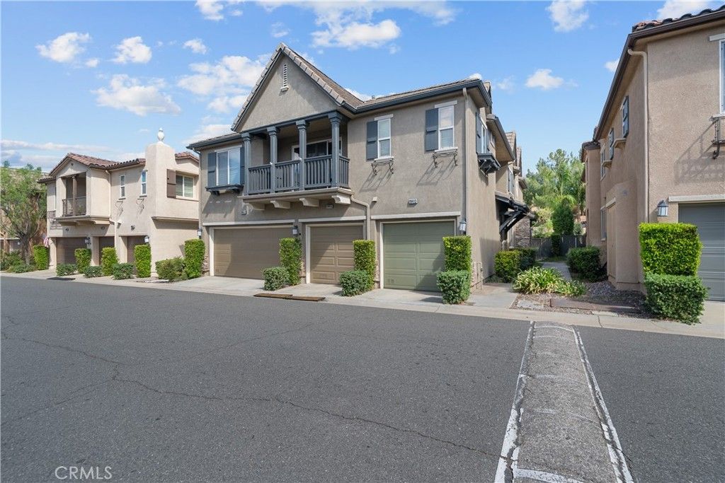 19415 Opal Lane , Saugus, CA 91350 Main Photo