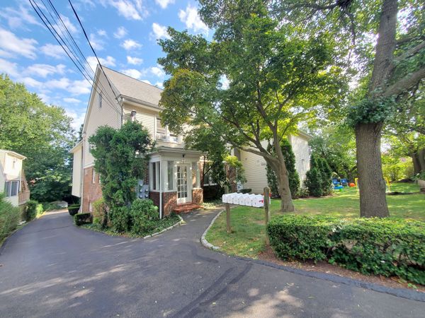 1 Rock Spring , Stamford, CT 06906