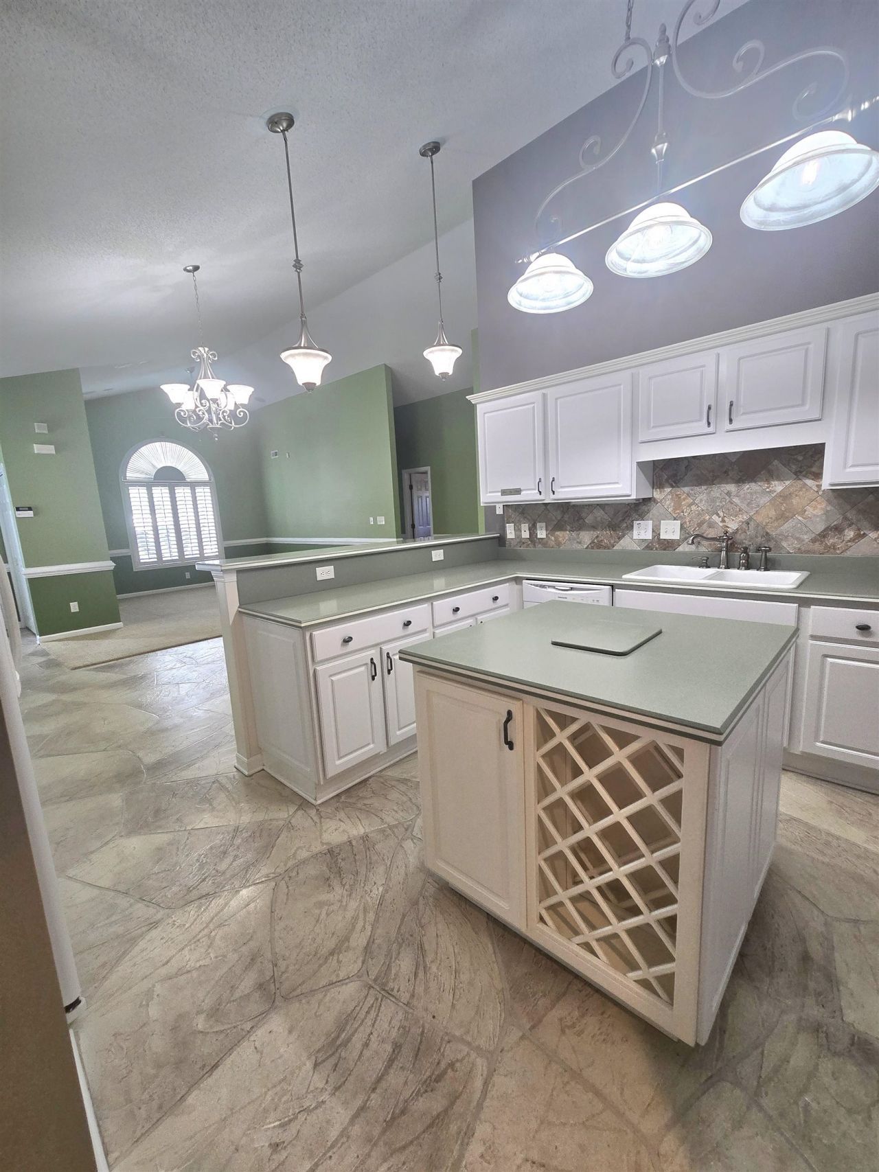 4223 Rivergate Ln. Photo 15