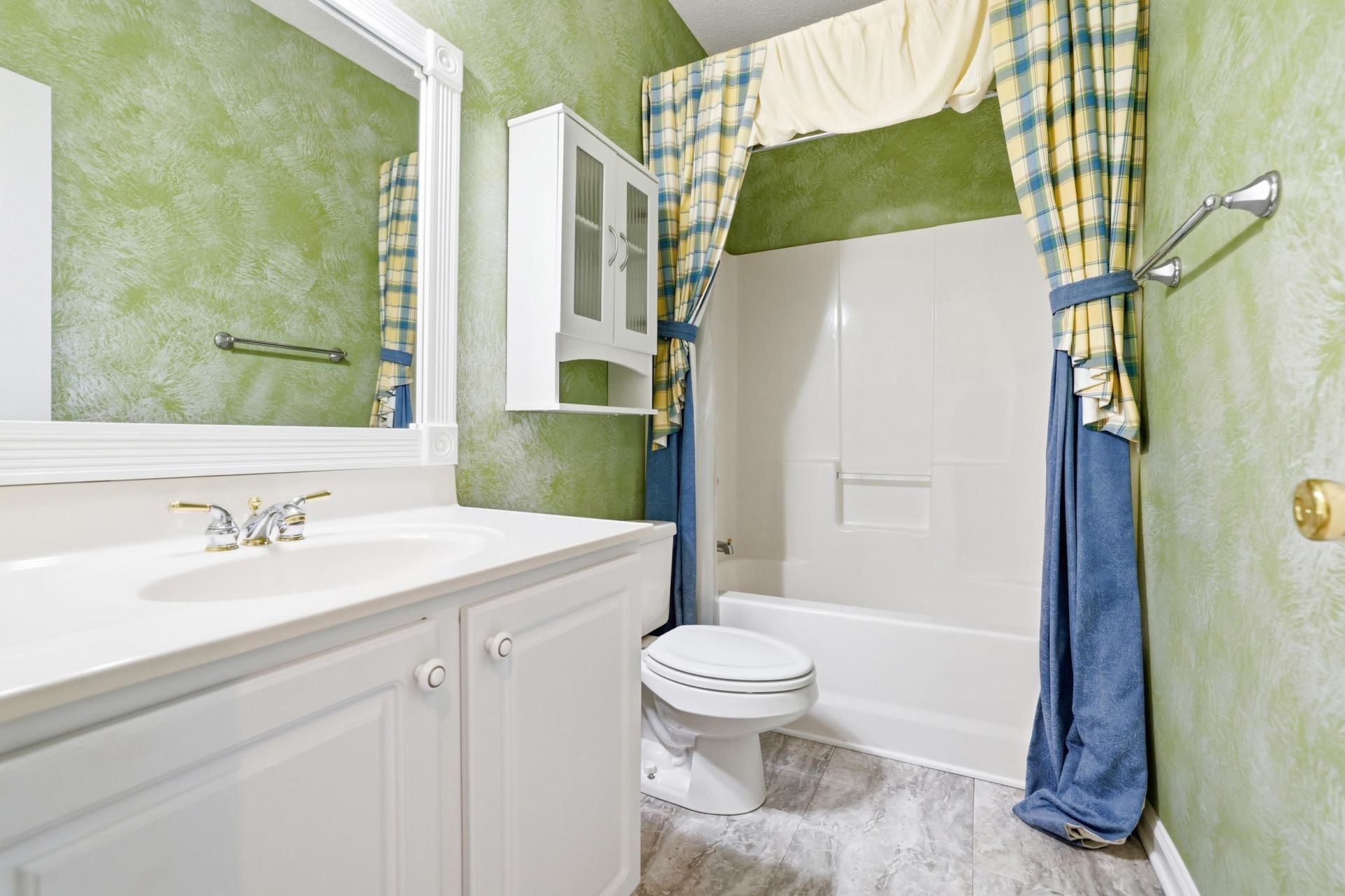 4223 Rivergate Ln. Photo 38