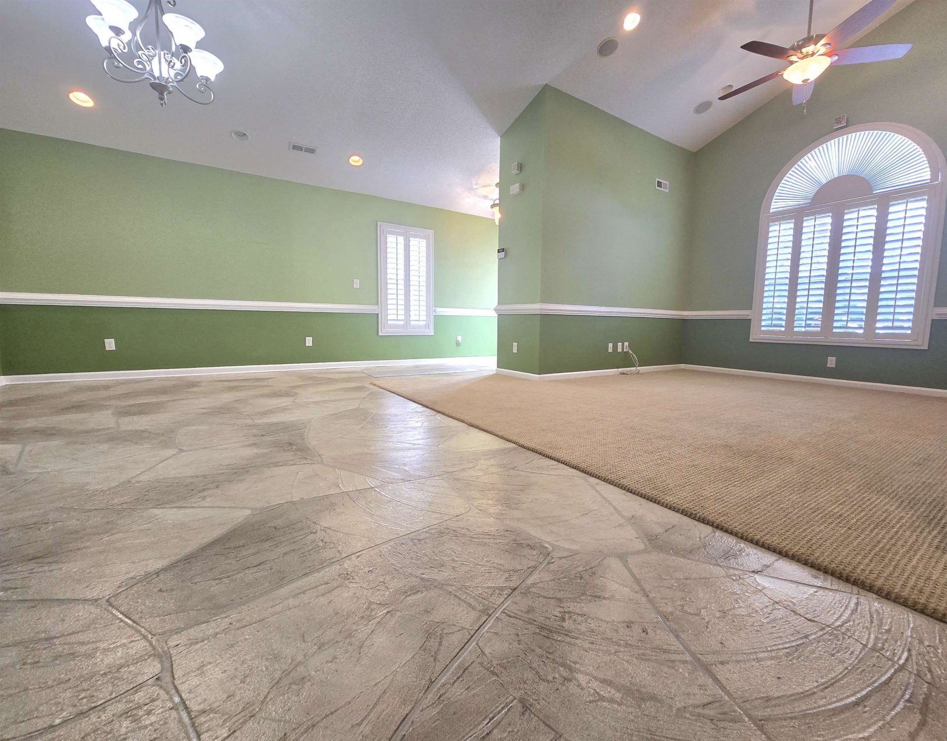 4223 Rivergate Ln. Photo 5