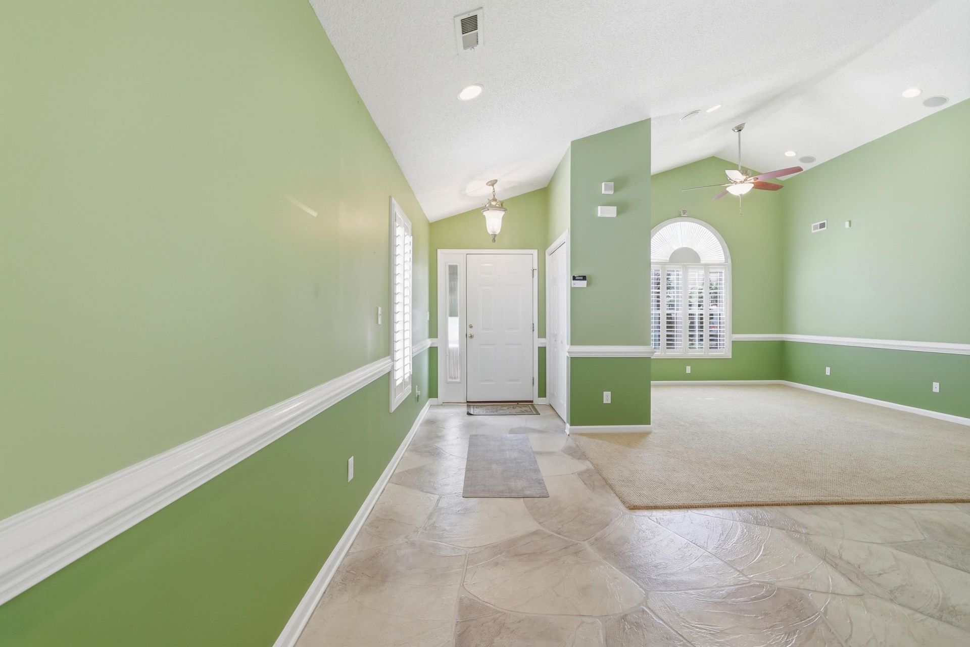 4223 Rivergate Ln. Photo 7