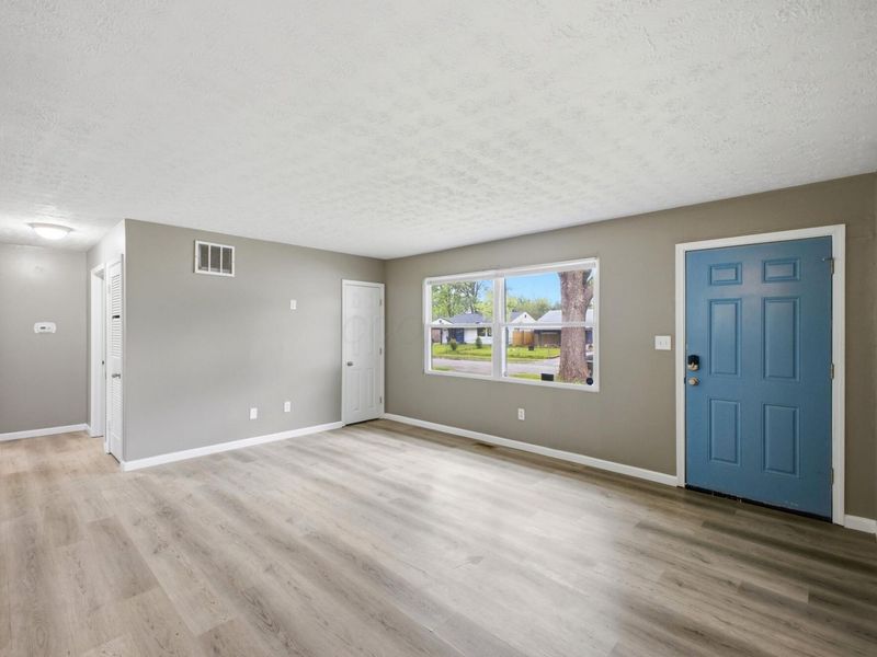 3578 Ontario Street, Columbus, OH 43224 Photo 4