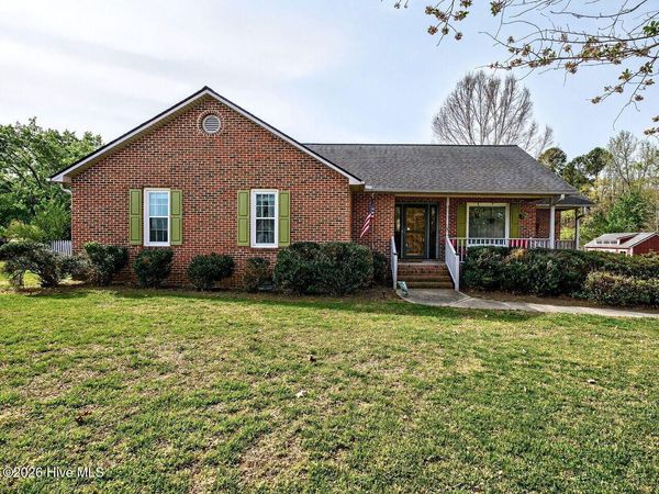 9721 Weathering Court, Zebulon, NC 27597