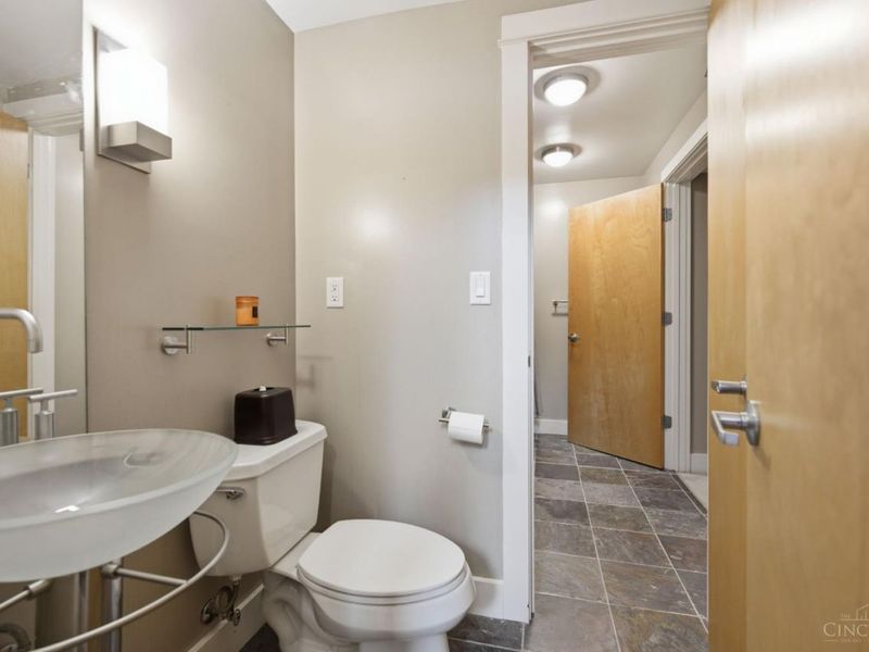 26 E Sixth Street, Unit 803, Cincinnati, OH 45202 Photo 29