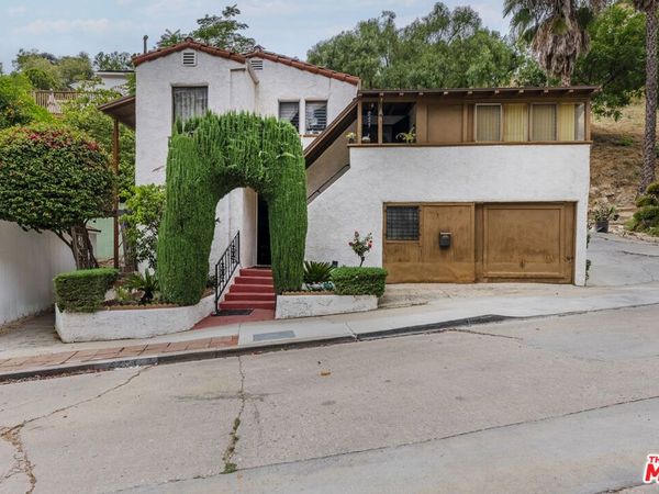 2251 Moss Avenue , Los Angeles, CA 90065