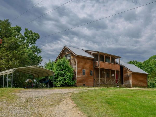 138 Sunrise Lane, Cove, AR 71937