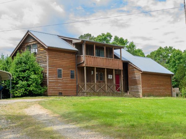 138 Sunrise Lane, Cove, AR 71937
