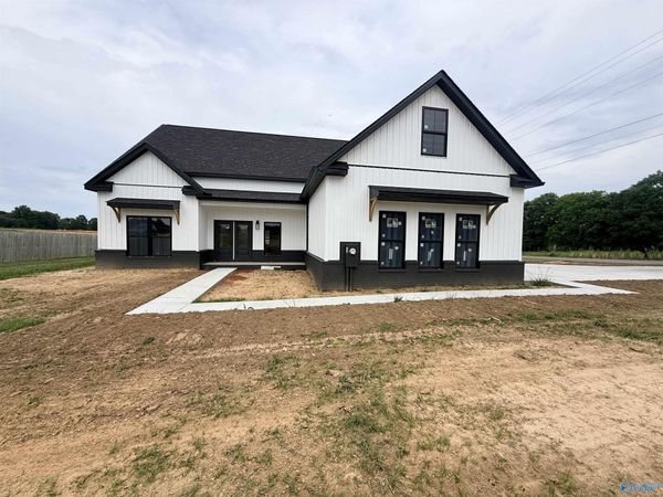 248 Old Vaughn Bridge Road, Hartselle, AL 35640