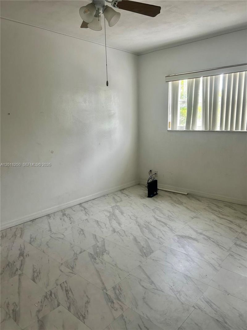 1958 Monroe St , Unit 209, Hollywood, FL 33020 Photo