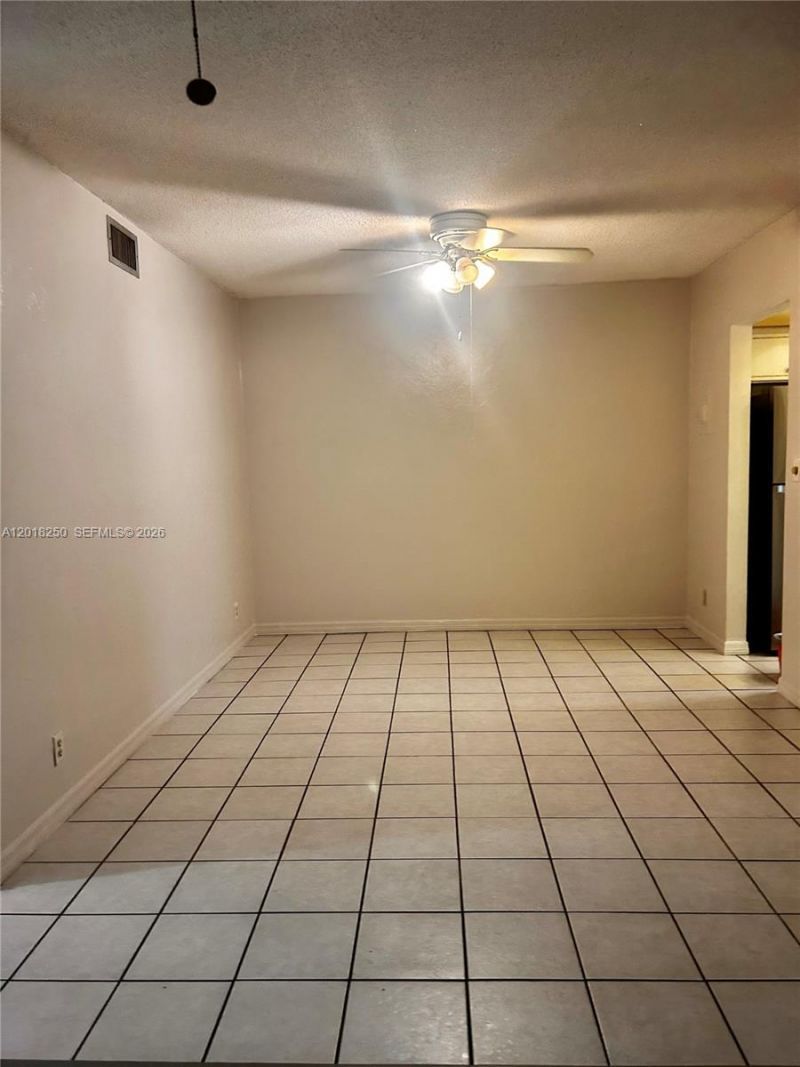 1958 Monroe St , Unit 209, Hollywood, FL 33020 Photo