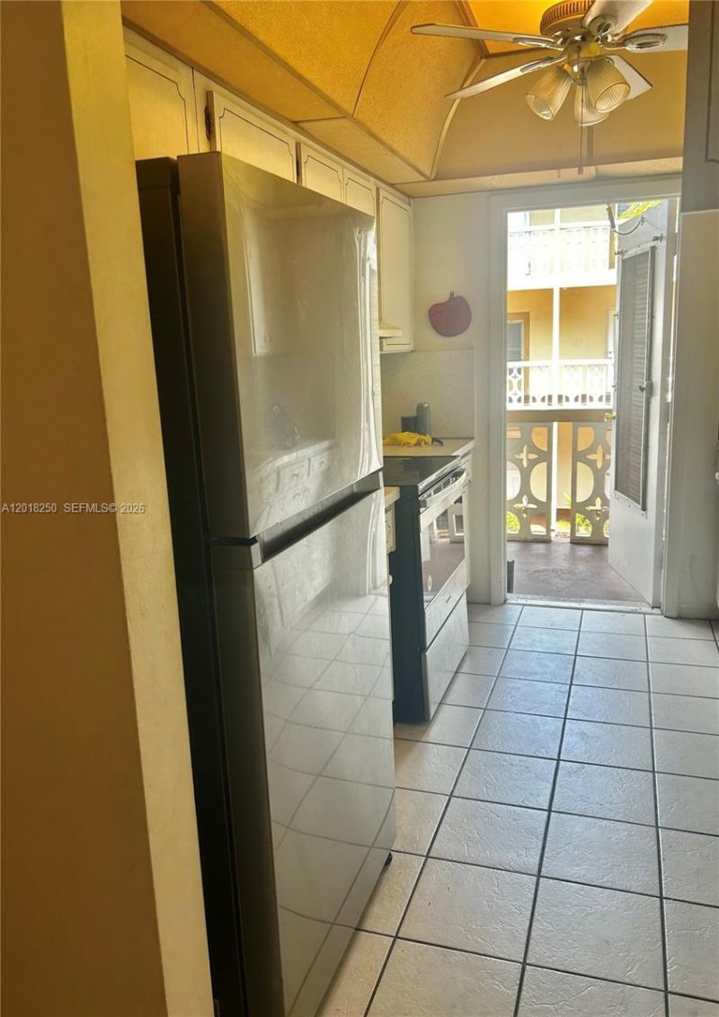 1958 Monroe St , Unit 209, Hollywood, FL 33020 Photo