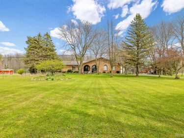 4425 Bethuy Road, Casco Township, Mi 48064