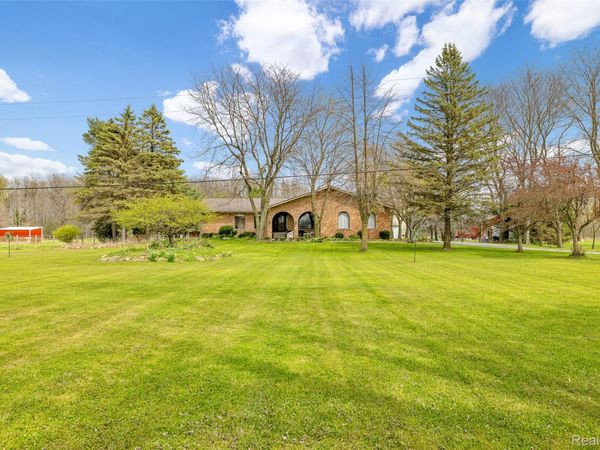 4425 Bethuy Road, Casco Township, Mi 48064