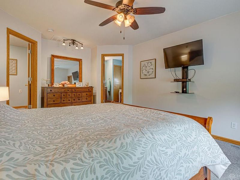 527 Lakengren Drive, Eaton, OH 45320 Photo 23