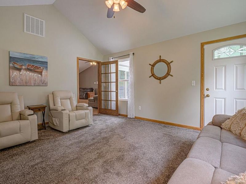 527 Lakengren Drive, Eaton, OH 45320 Photo 26
