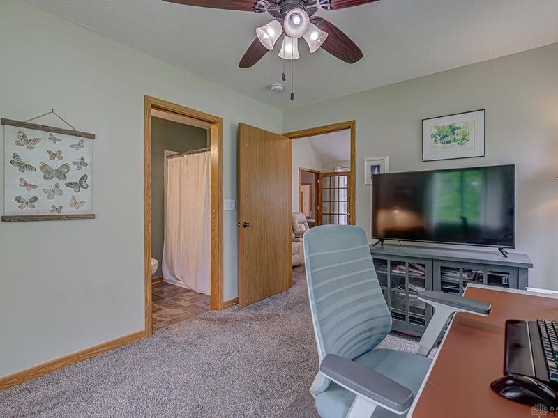 527 Lakengren Drive, Eaton, OH 45320 Photo 27