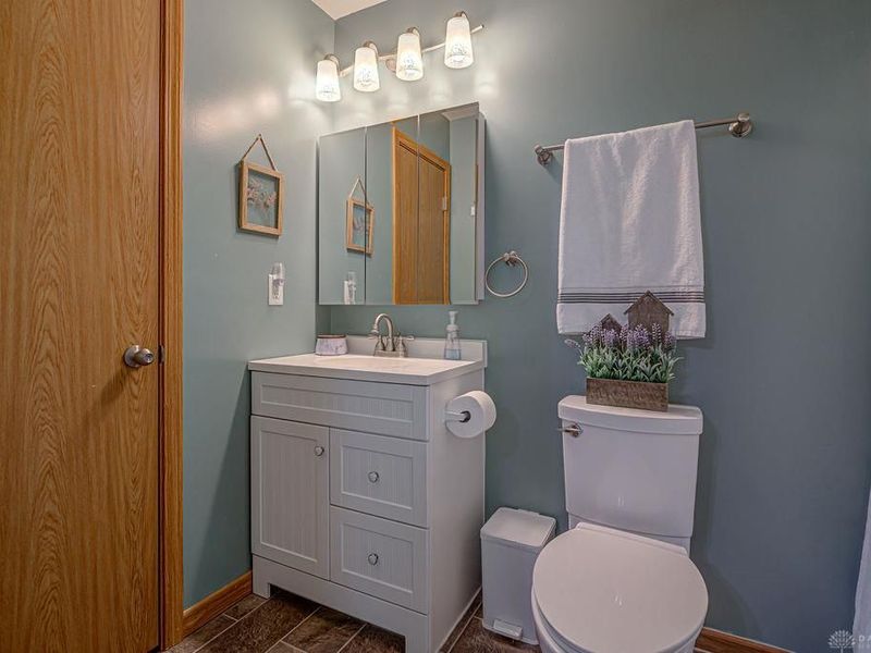 527 Lakengren Drive, Eaton, OH 45320 Photo 28