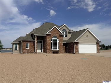 615 Shoreline Drive, Unit 40, North Bend, NE 68649