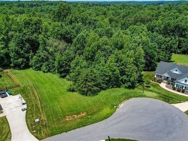 8435 Newgate Trace , Browns Summit, NC 27214