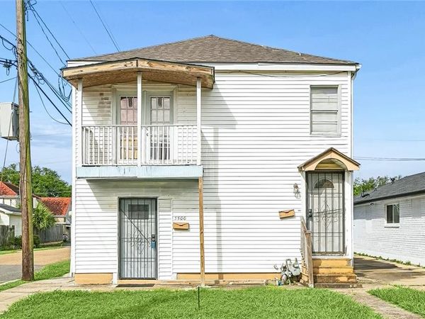 3500 CLEMATIS Street , New Orleans, LA 70122