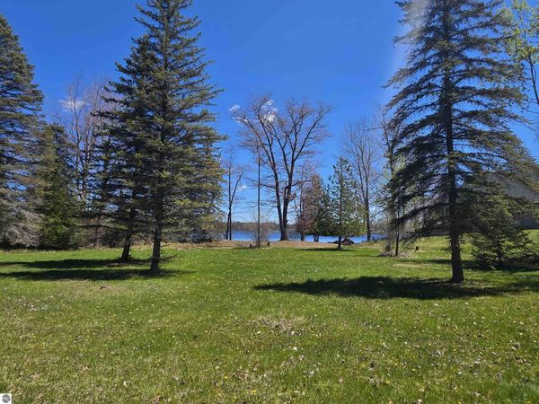 Bliss Road, Hale, MI 48739
