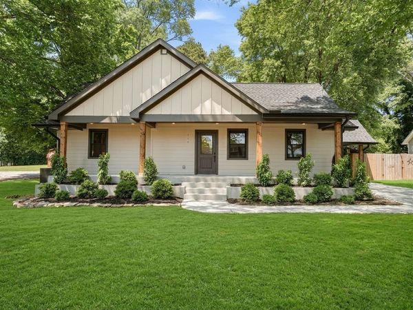 213 5th Ave, Columbia, TN 38401