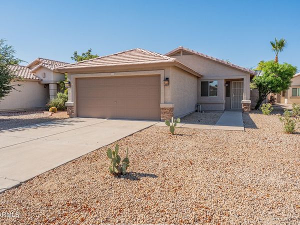 15712 W SMOKEY Drive, Surprise, AZ 85374