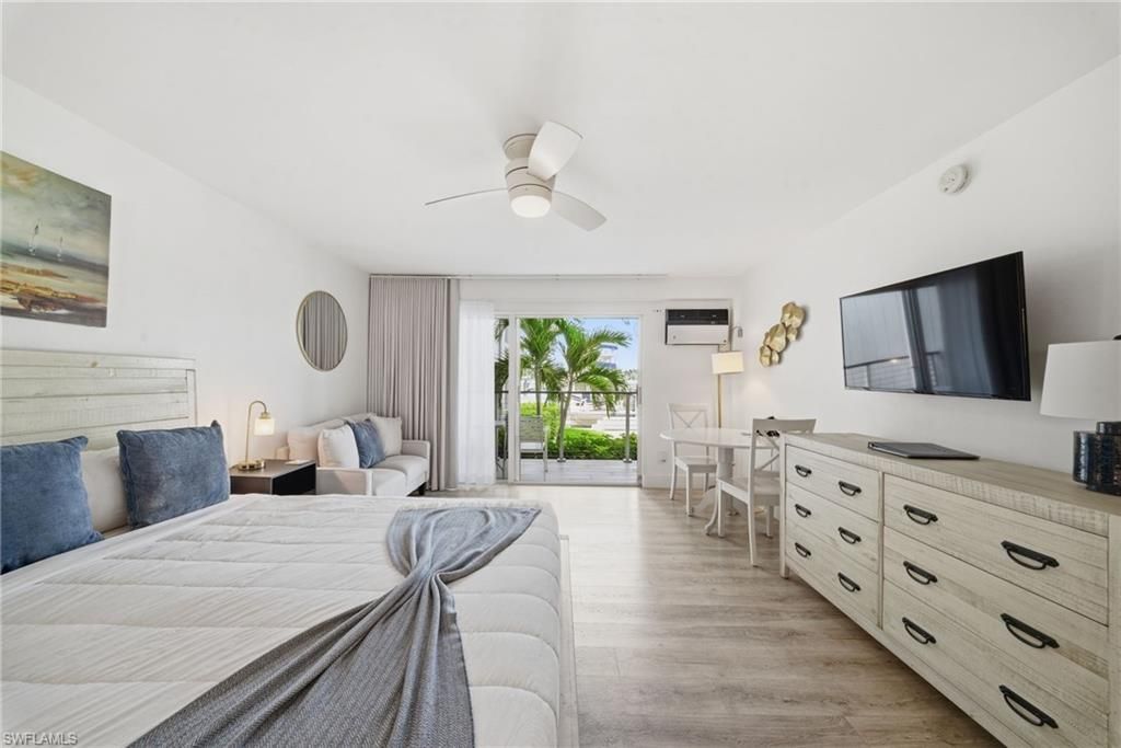 900 Broad Ave S, Unit 117, Naples, FL 34102 Photo
